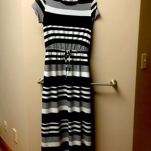 Loft XS Maxi Dress